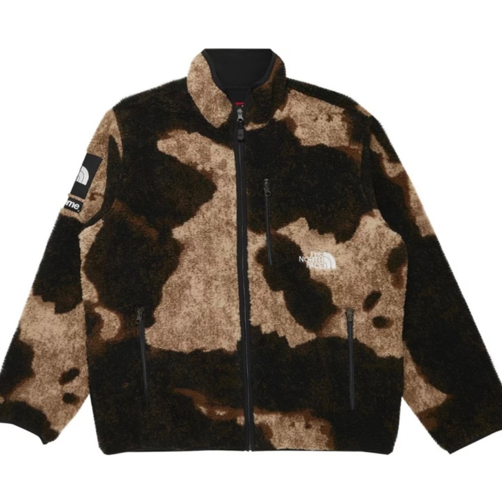 Supreme The North Face Bleached Denim Print Fleece Jacket Sz. Large . Brand New!